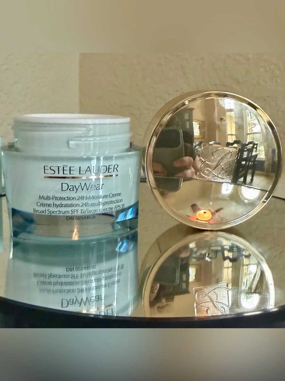 Estee Lauder DayWear Multi-Protection Anti-Oxidant 24H-Moisture Creme SPF 15 NIB - Picture 7 of 10